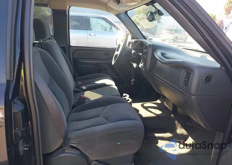 2004 Chevrolet Silverado 1500 Ls from USA, damaged, VIN 2GCEC19V641208007